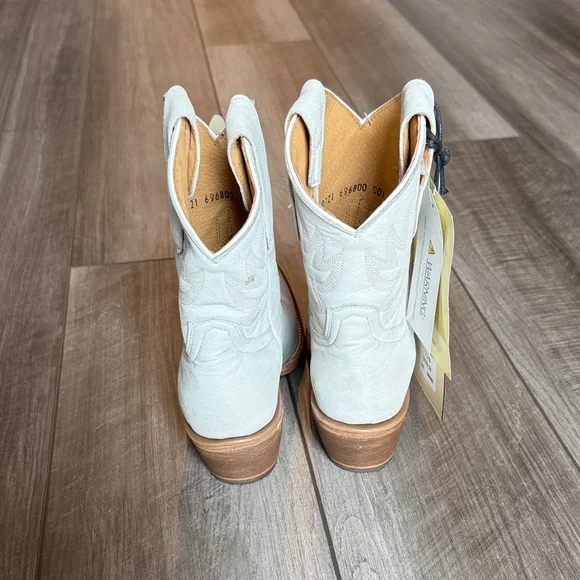 Idyllwind Women's Cowboy Boots - Picture 2 of 7